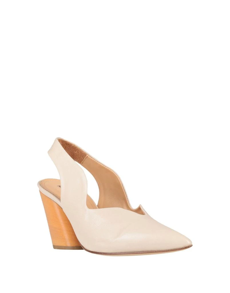 HALMANERA Pump 3