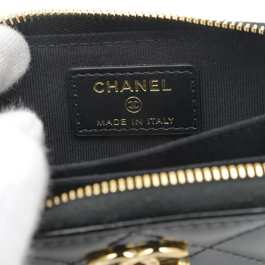 Chanel Leather Coin Purse/Coin Case (Pre-Owned) 6