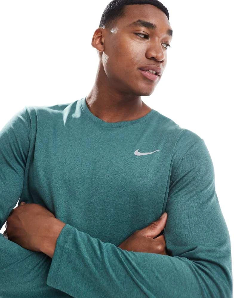 NIKE Nike Running Miler longsleeve t-shirt in dark green 1