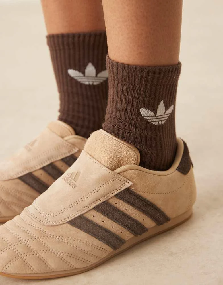 Adidas adidas Originals Taekwondo trainers in light brown 2
