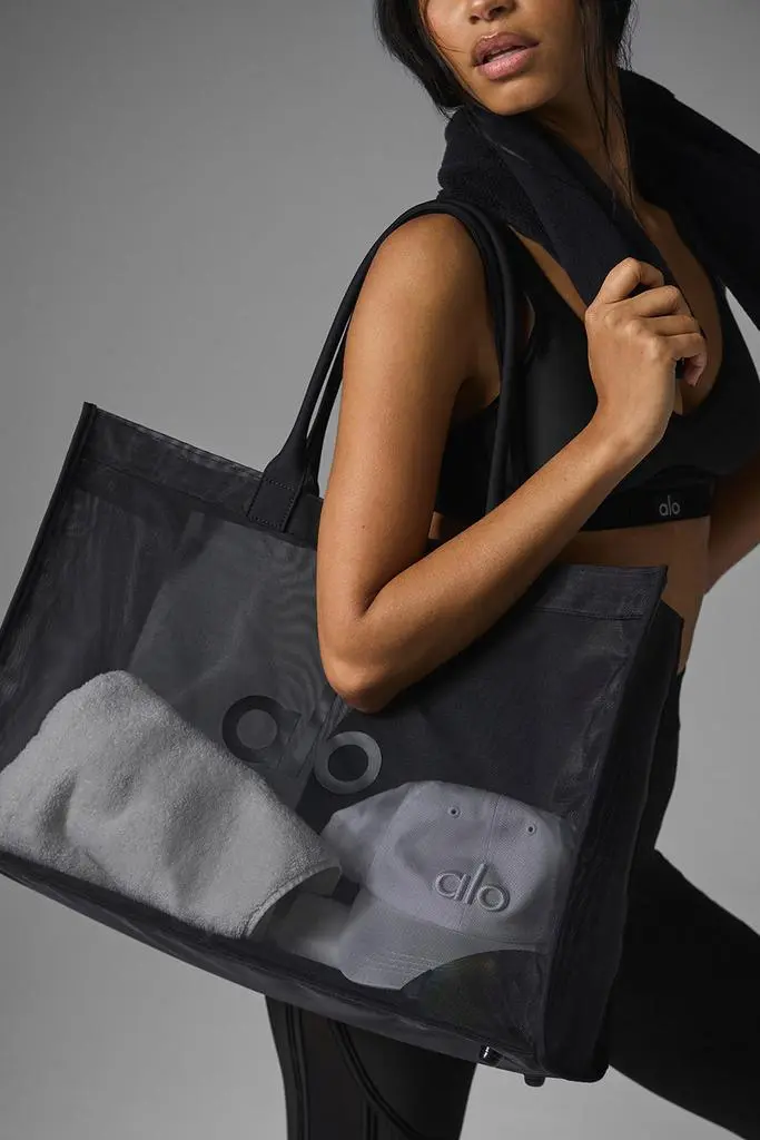 Alo Sheer Tote Bag - Black - Tote Bags - Compare Prices from 10+ Stores -  Free Shipping - BeyondStyle