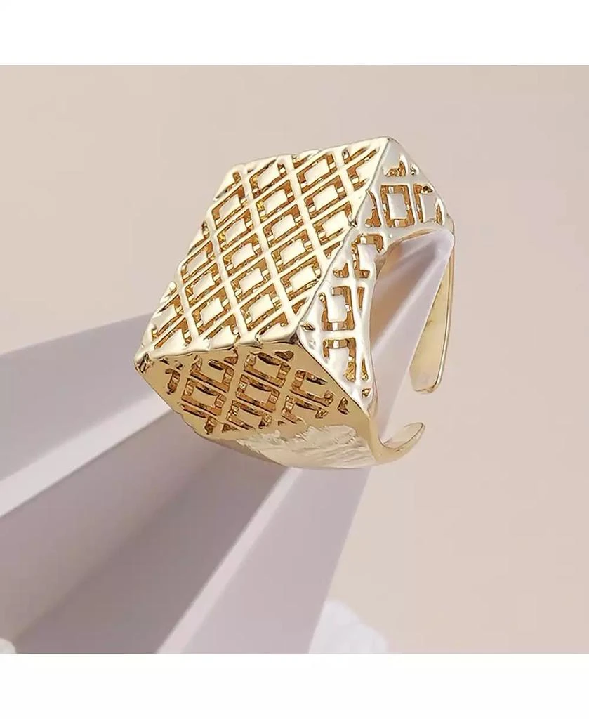 SOHI Women
s The Damascene Statement Ring 4