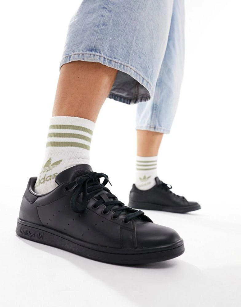 Adidas adidas Originals Stan Smith trainers in triple black 4