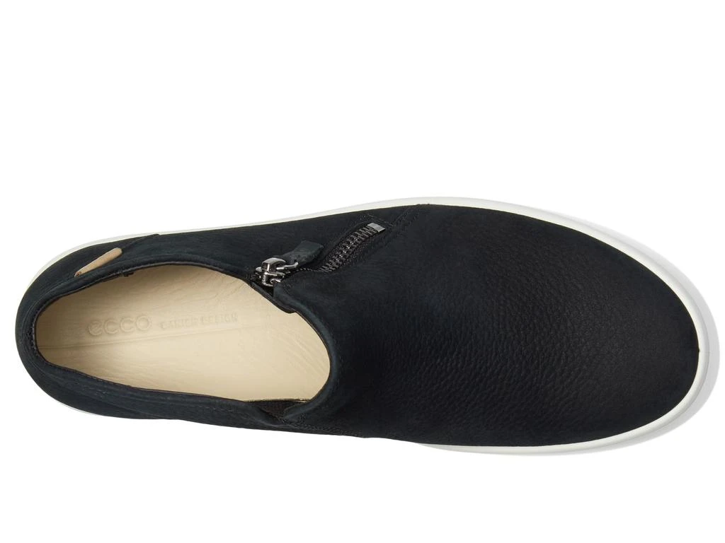 ECCO Soft 7 Low Cut Zip Bootie 2