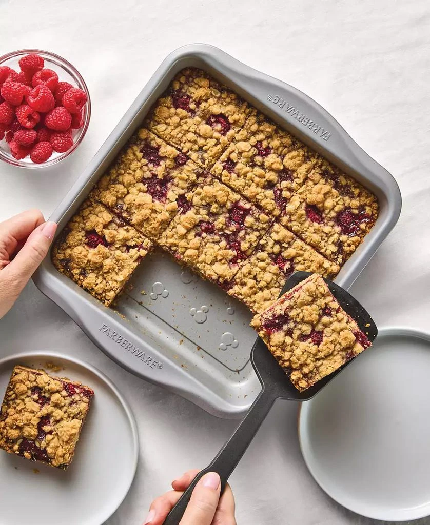 Farberware Bake with Mickey Mouse 9-Inch Square Cake Pan 7