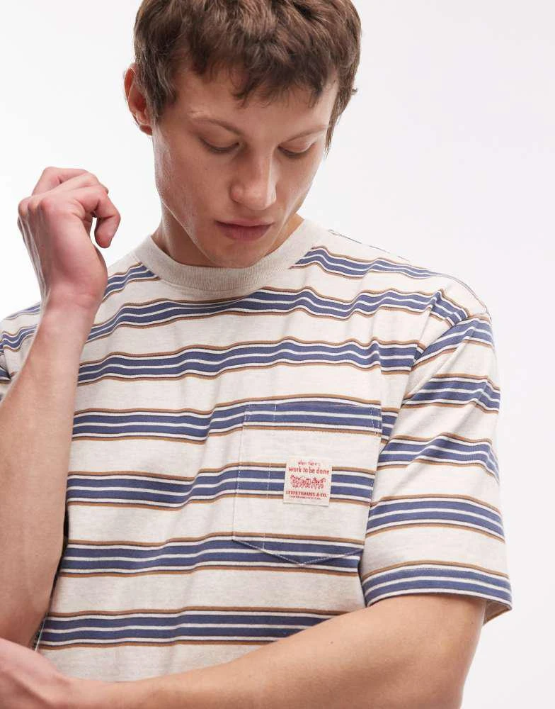 Levi
s Levi
s Workwear pocket logo relaxed t-shirt in grey stripe 5