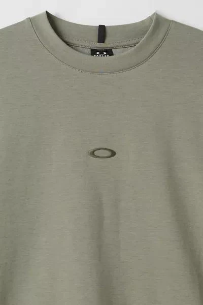Oakley Oakley Driven Paneled Tee 3