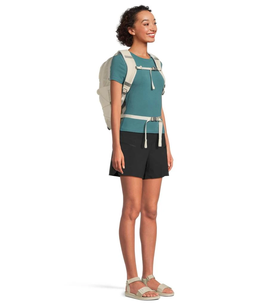 The North Face Women's Borealis 6