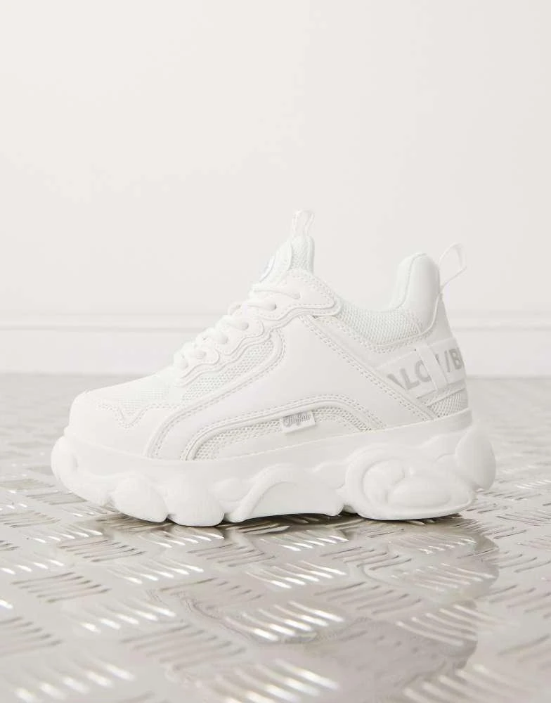 Buffalo Buffalo trainer in triple white 2