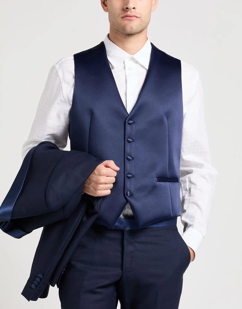 TAGLIATORE Suits 4