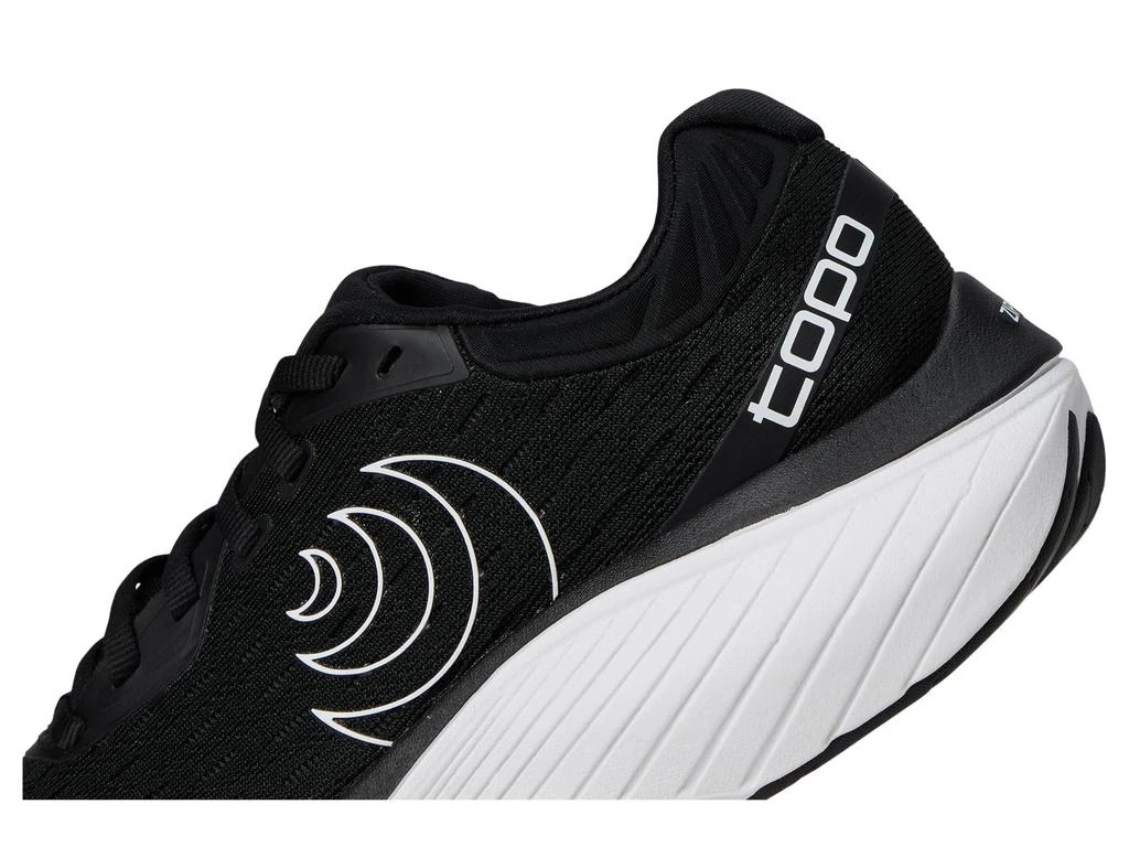 TOPO ATHLETIC Atmos 6