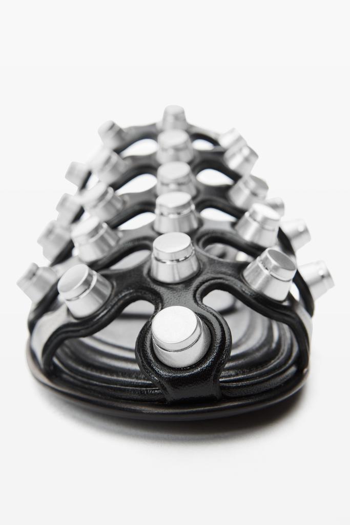 【関税&送料込】Alexander Wang Black Leather Rexa Slippers Rexa Cage Slide in Leather in BLACK | alexanderwang®