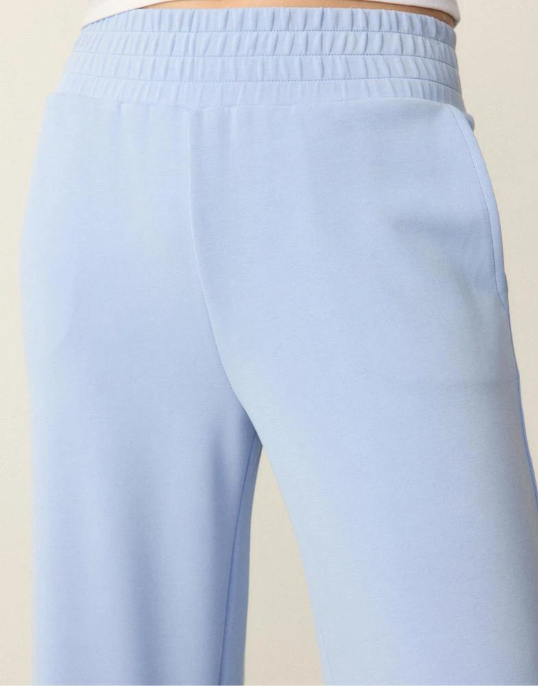 Stradivarius Stradivarius Soft-touch culottes in sky blue 4