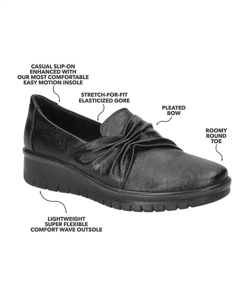 Easy Street Women's Faith Comfort Slip-On Flats 6