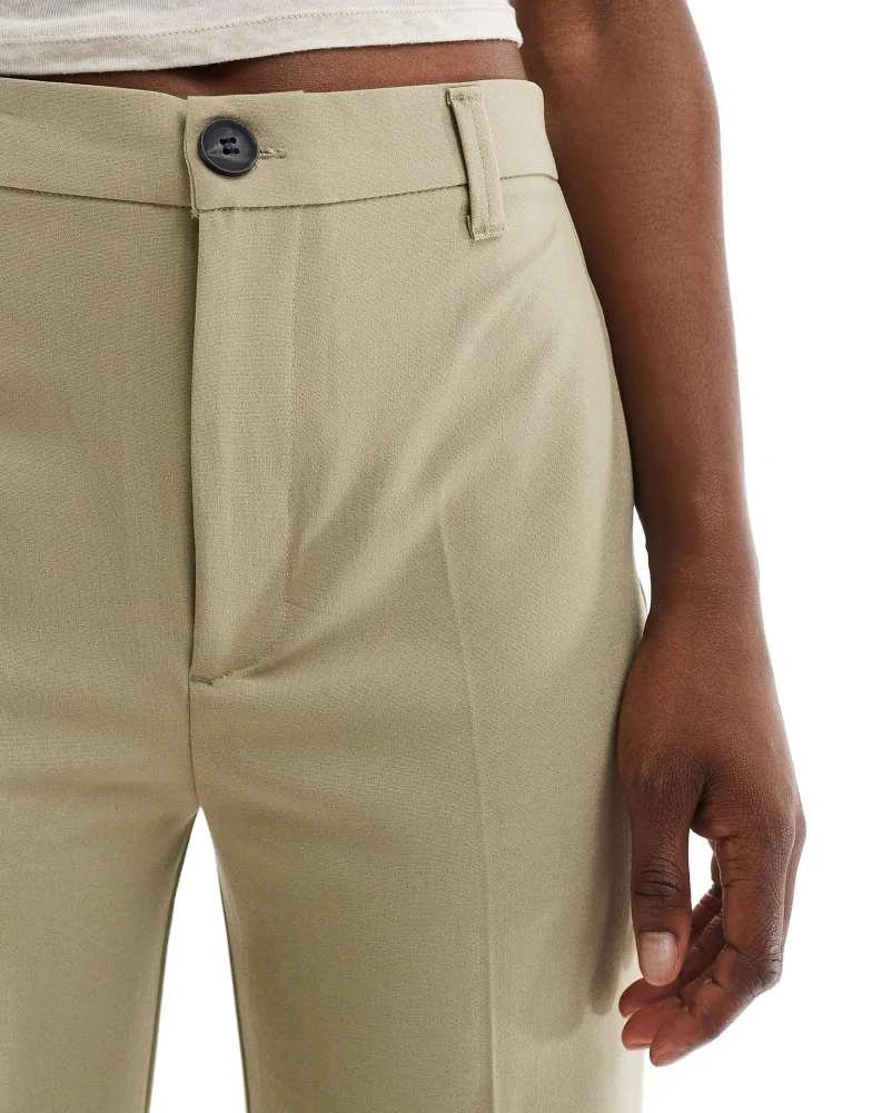 Pull&Bear Pull&Bear high waisted tailored trousers in dark beige 4