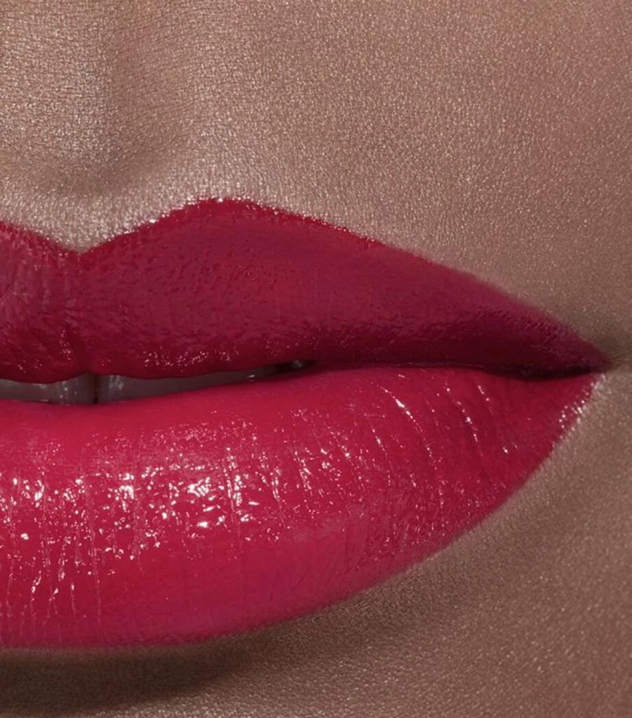 Chanel ROUGE COCO Ultra Hydrating Lip Colour 4