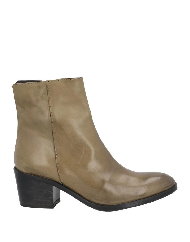1725.A Ankle boot 1