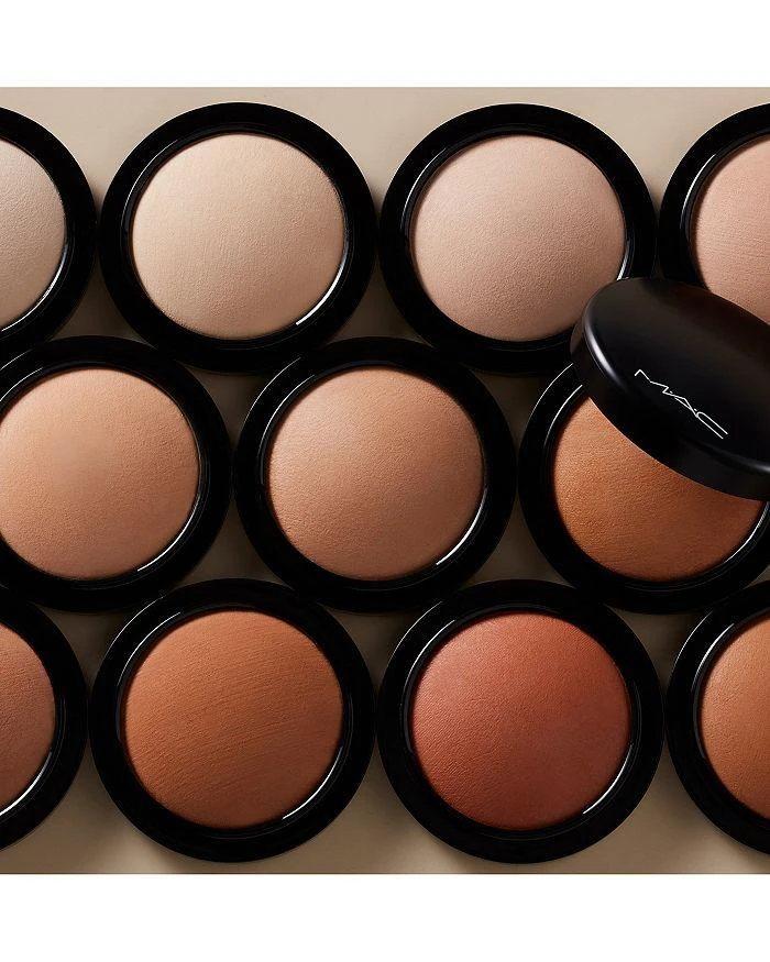 MAC Mineralize Skinfinish Natural 3