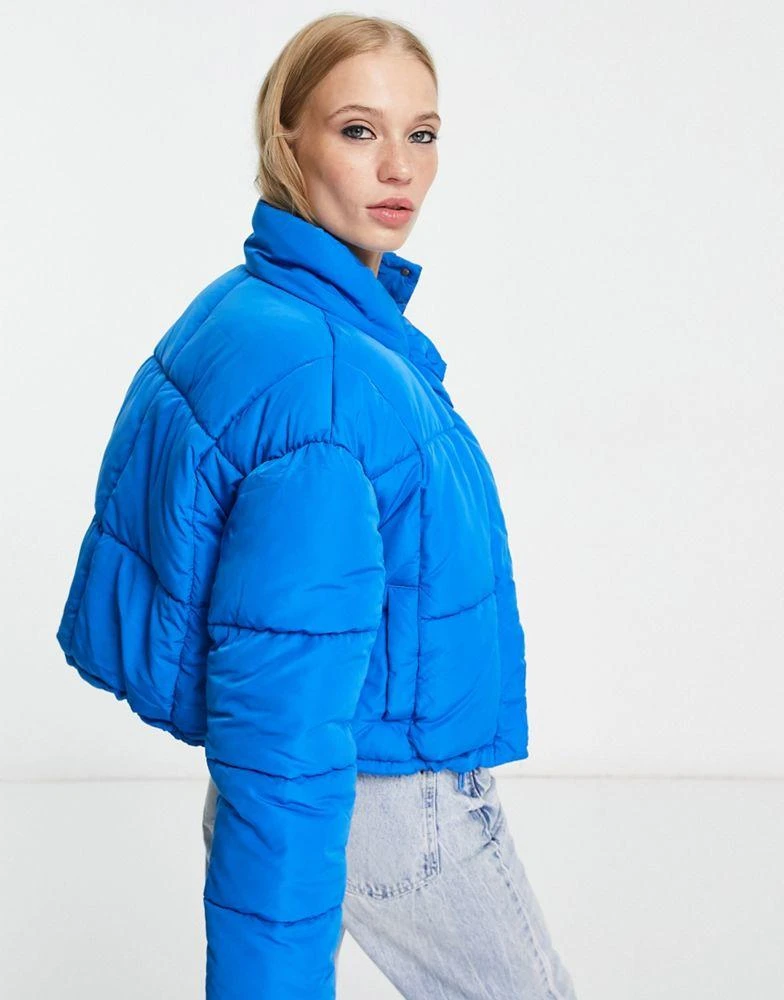 Bershka Bershka puffer jacket in blue 2