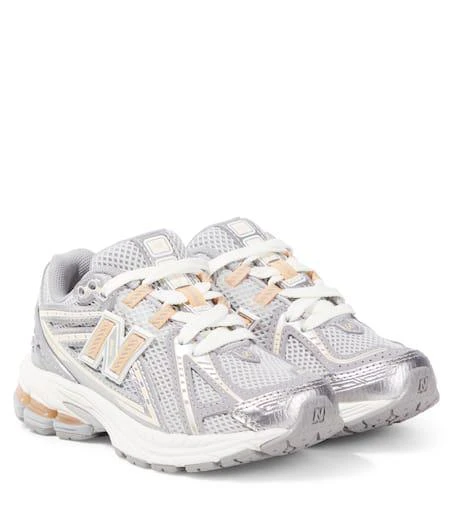 New Balance 1906 running shoes 1
