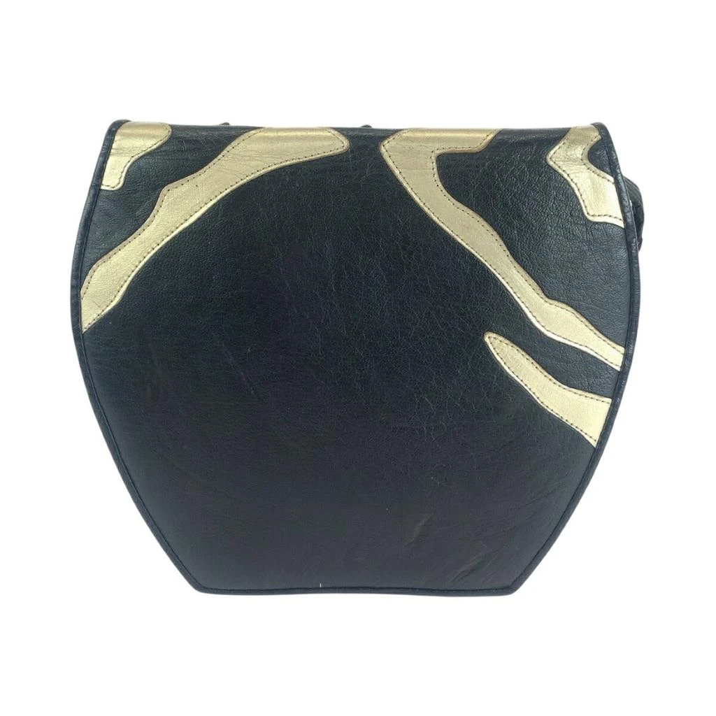 Yves Saint Laurent Leather Shoulder Bag 2