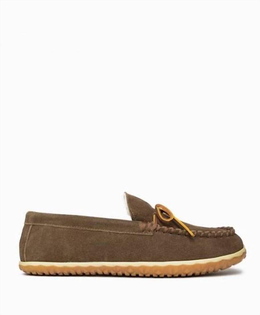 Minnetonka Mens Taft Shoe In Autumn Brown