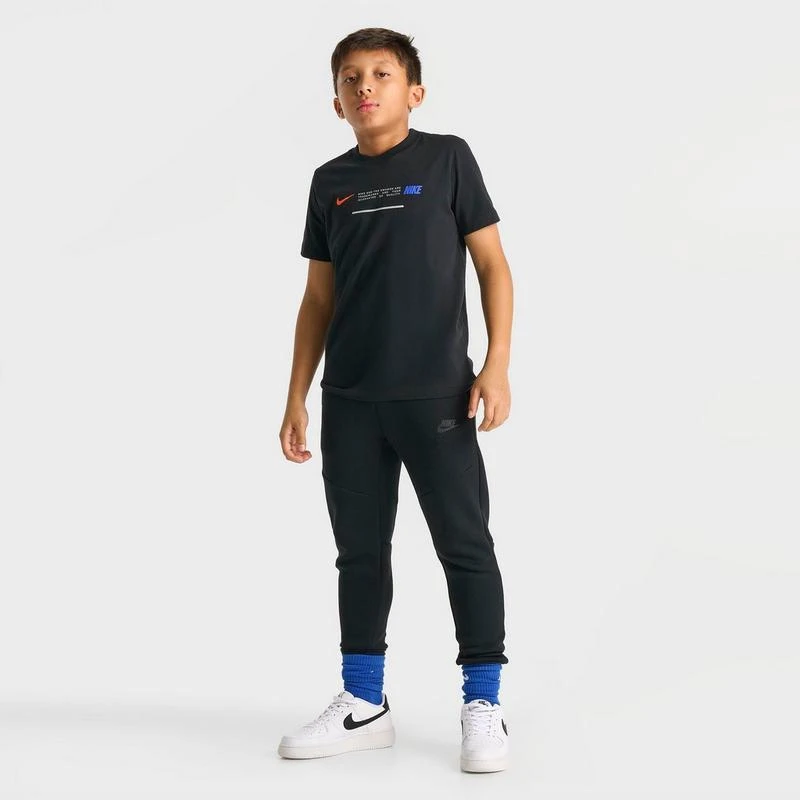  Big Kids' Nike Sportswear T-Shirt