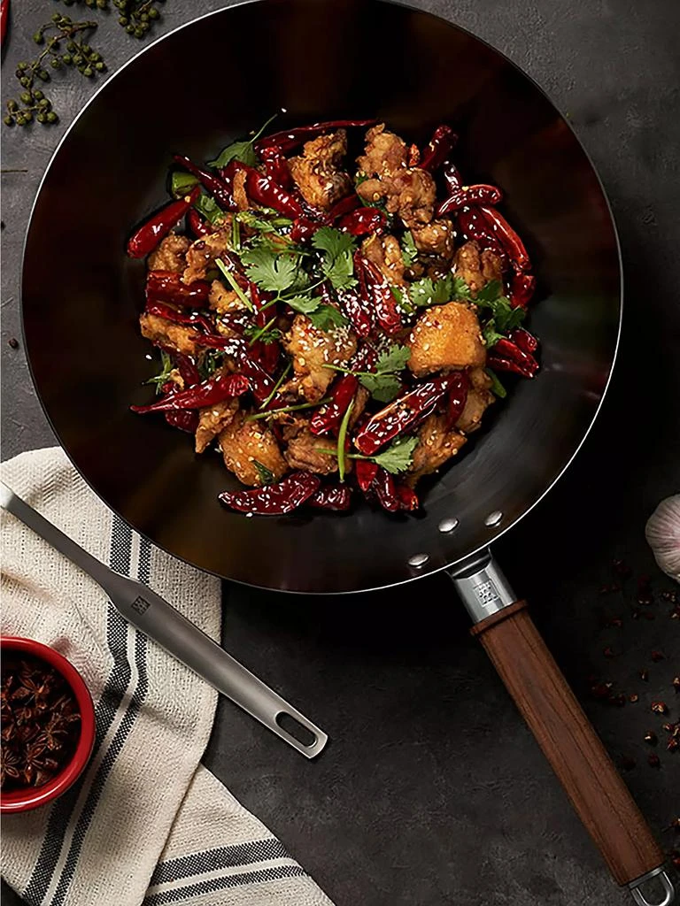 ZWILLING J.A. Henckels Dragon 12'' Carbon Steel Wok &amp; Lid 8