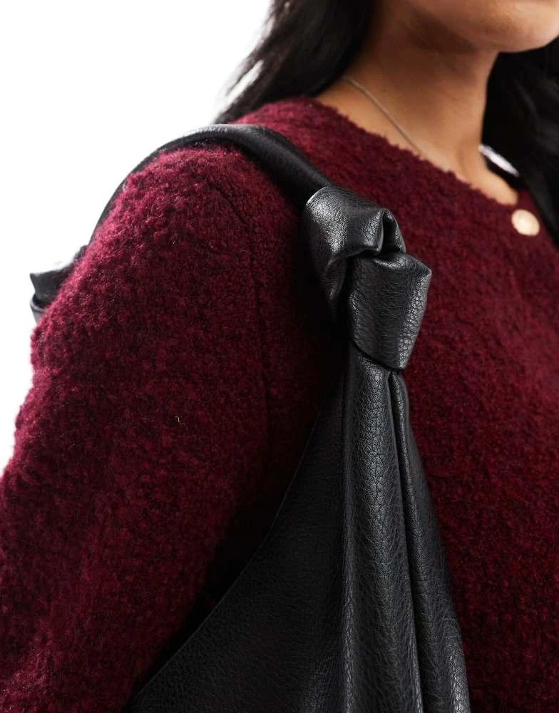 Stradivarius Stradivarius knot detail shoulder bag in black 2