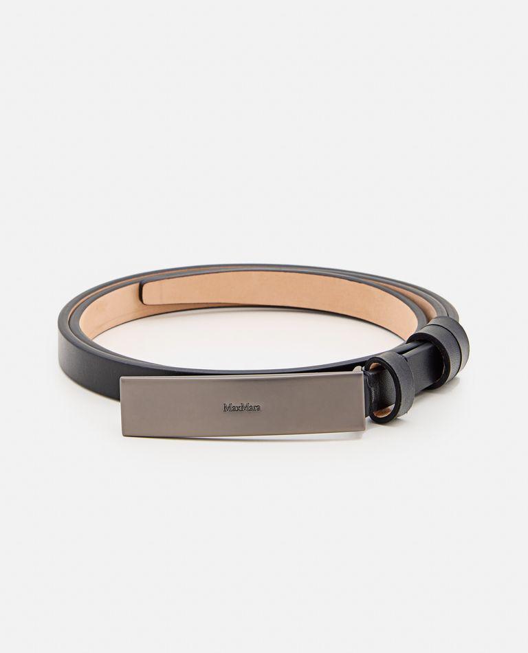【送料&関税込】Max Mara Logo Engraved Buckle Belt Max Mara Logo Engraved Belt | italist