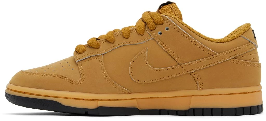NIKE Tan Dunk Low Retro SE Sneakers 3