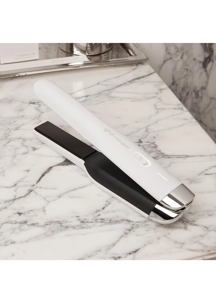 ghd Unplugged Hair Straightener in Matte White 4