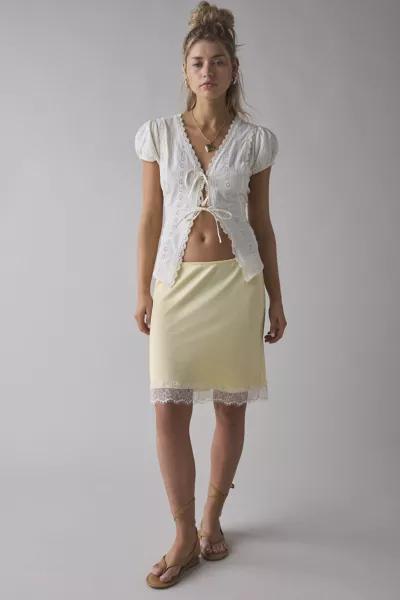 Kimchi Blue Kimchi Blue Addy Lace Trim Satin Slip Midi Skirt