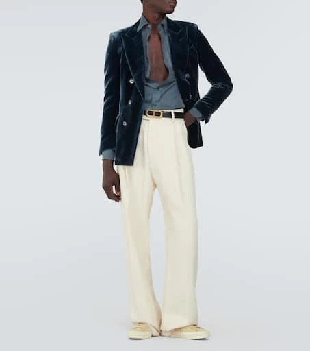Tom Ford Double-breasted velvet suit jacket 2