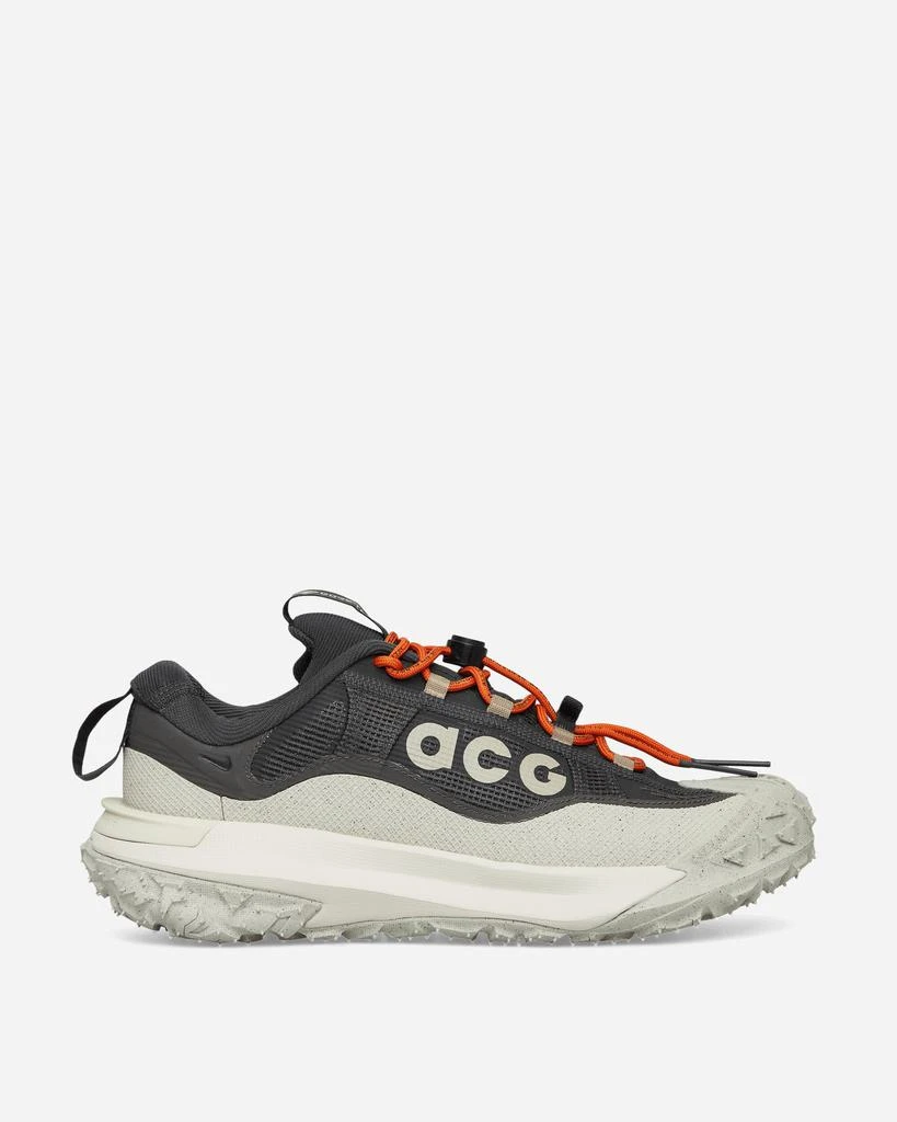 NIKE ACG Mountain Fly 2 Low GORE-TEX Sneakers Dark Smoke Grey / Khaki 1
