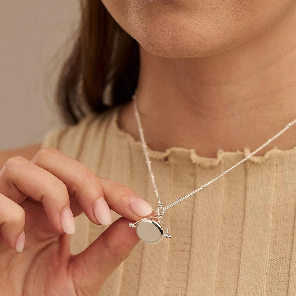 Orelia LUXE LUXE Faceted Disc Spinner Necklace 4