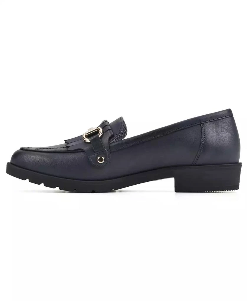 White Mountain Women's Galeena Chain Detail Flat 6