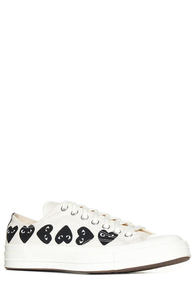 Comme des Garcons Comme des Garçons Play X Converse Heart Logo Printed Low-Top Sneakers