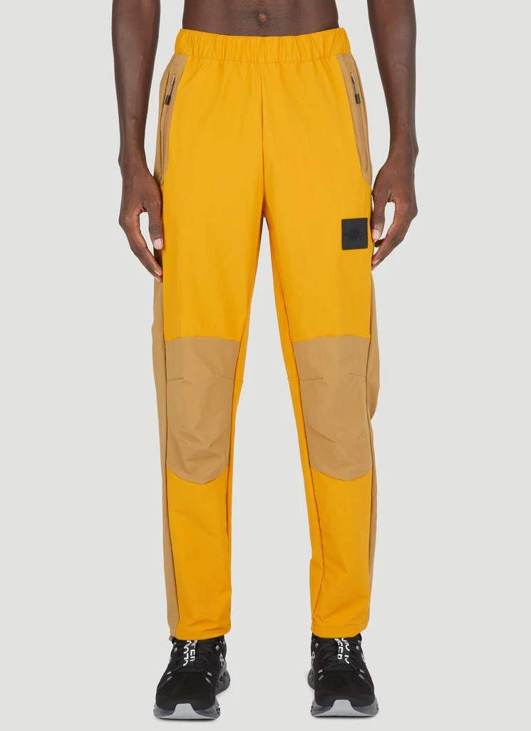 The North Face ightweight Shell Suit Pants 1