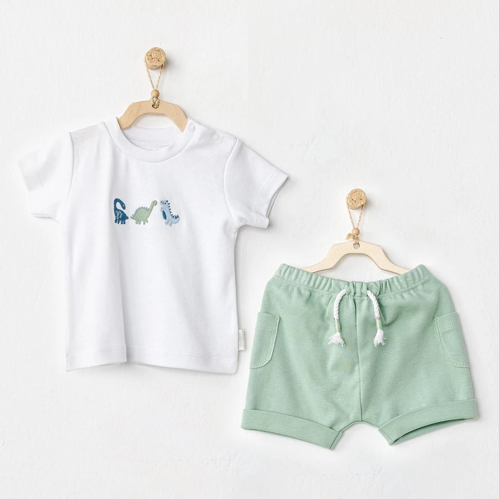 Andy Wawa White Dinosaur Graphic Summer Outfit 2