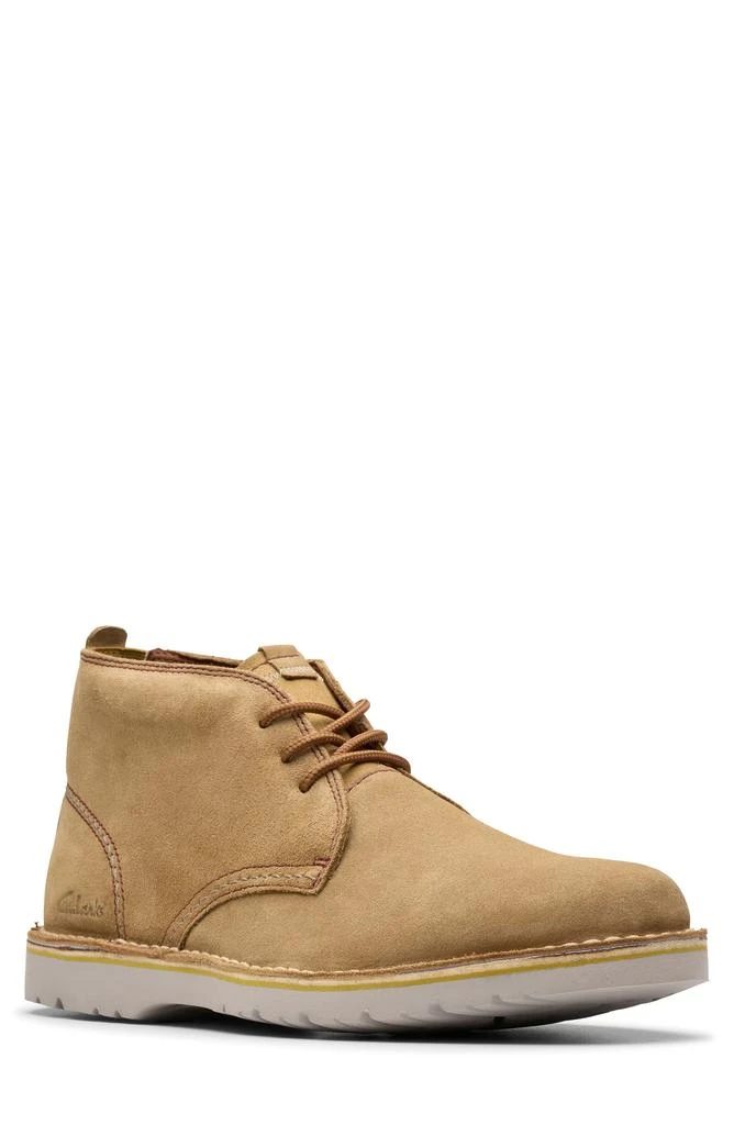Clarks Eastridge Chukka Boot 1