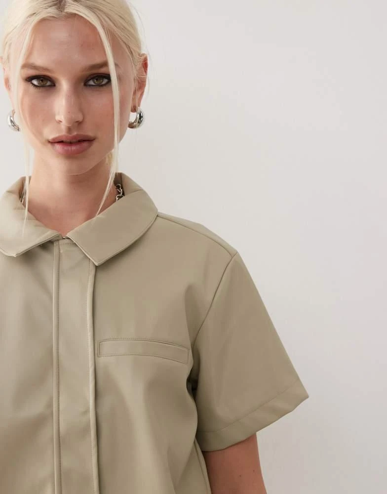 Noisy May Noisy May faux leather cropped shirt in beige 3