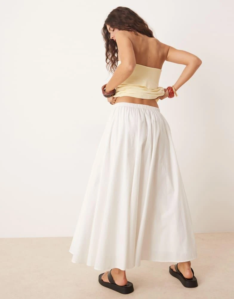 Abercrombie & Fitch Abercrombie & Fitch full maxi skirt with elasticated waist in white 5
