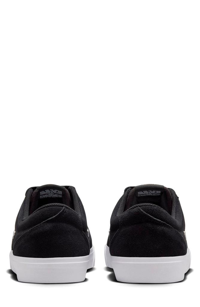 NIKE Charge Skate Sneaker