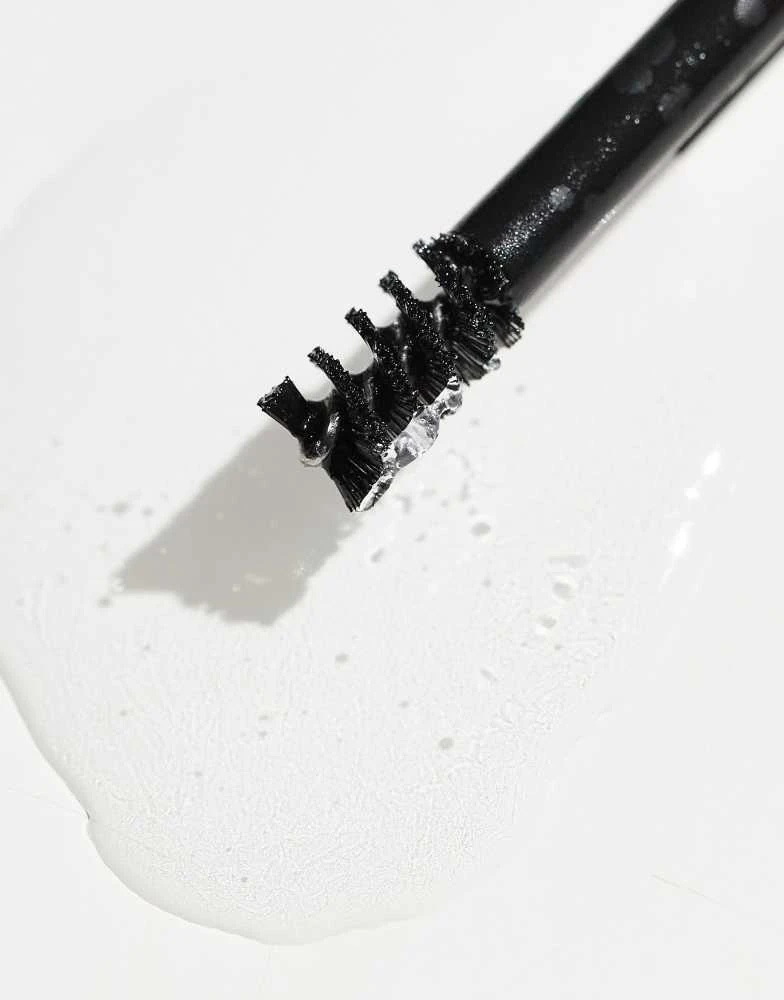 Revolution Revolution Superfix Brow Glue 3