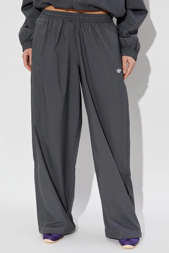 Adidas Sweatpants with logo 3