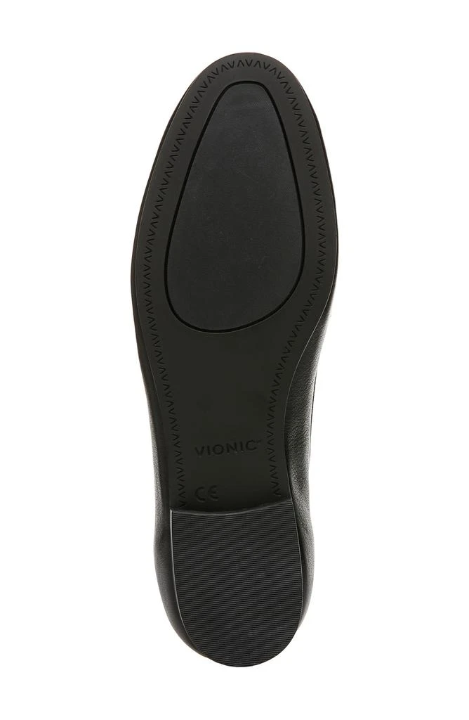 VIONIC Newport Loafer 6