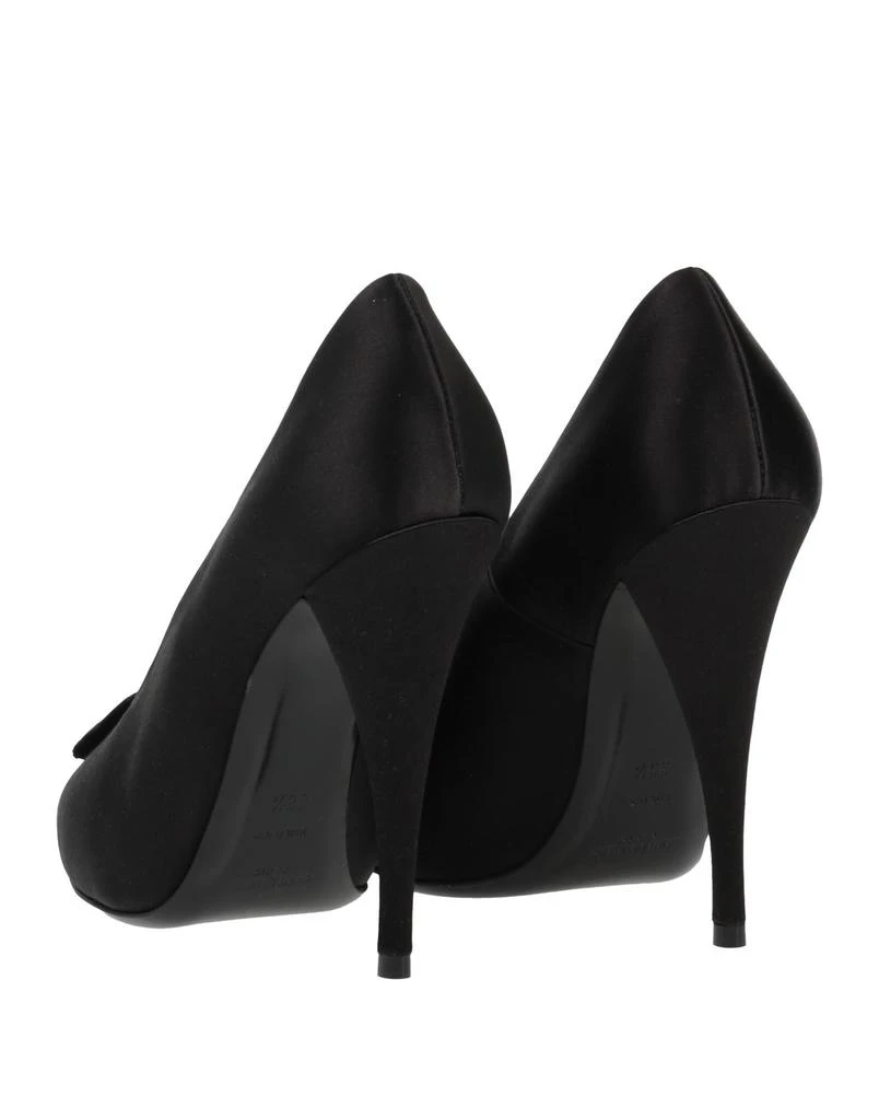 Yves Saint Laurent Pump 3