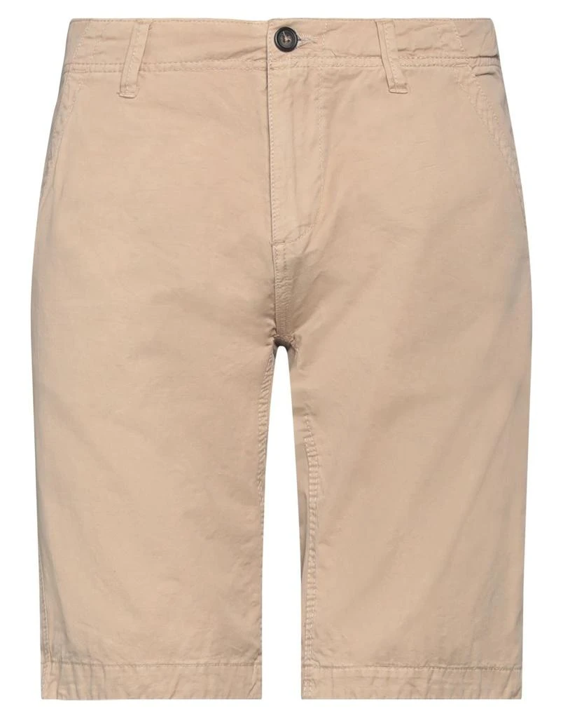 A.F.F ASSOCIAZIONE FABBRI FIORENTINI Shorts & Bermuda 1