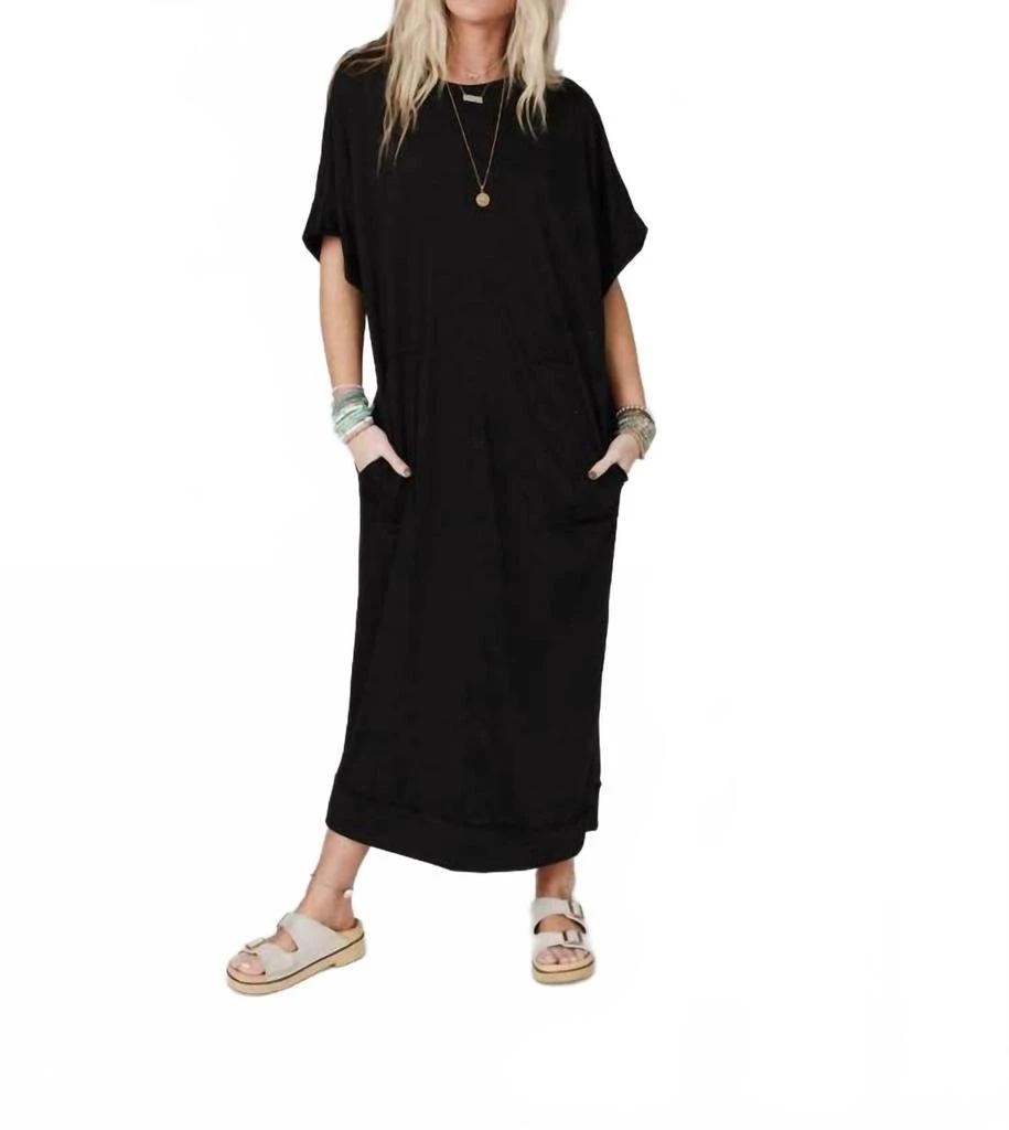 three bird nest Short Sleeve T-Shirt Maxi Dress In Black